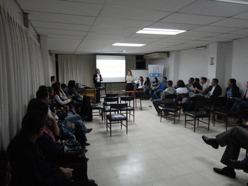 Curso Estrategias de comunicacion 13.4.2016