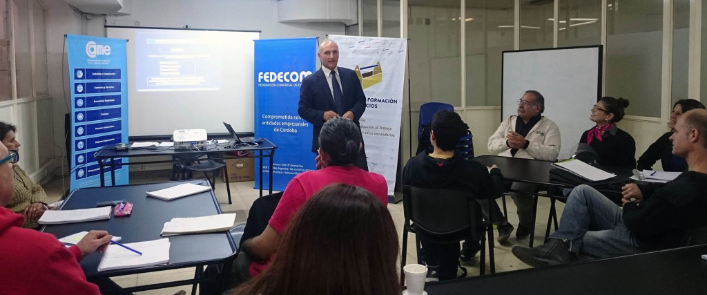 Entrega de Certificados de Capacitación en la Escuela de Oficios
