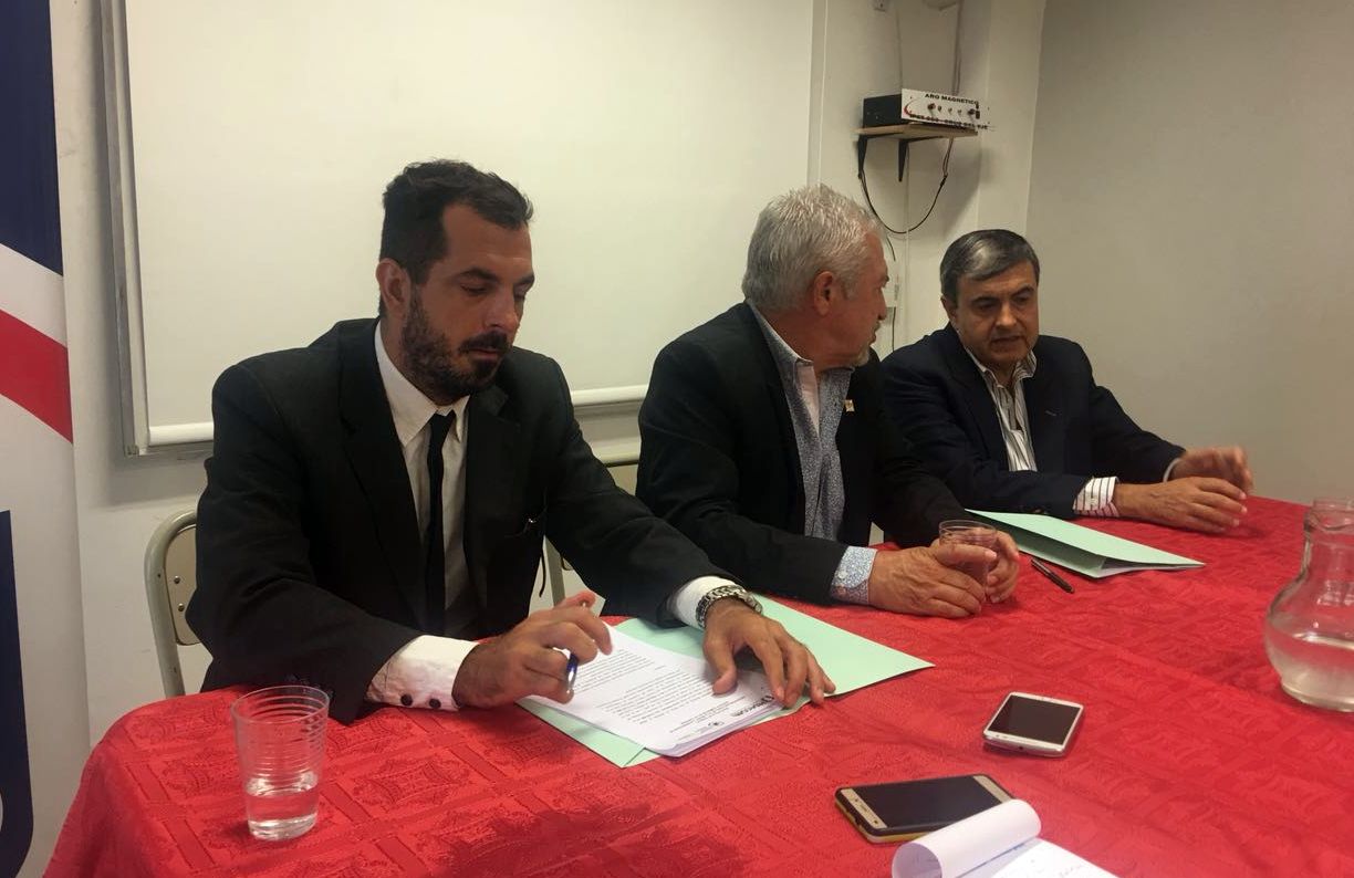 Firma con la UNVM